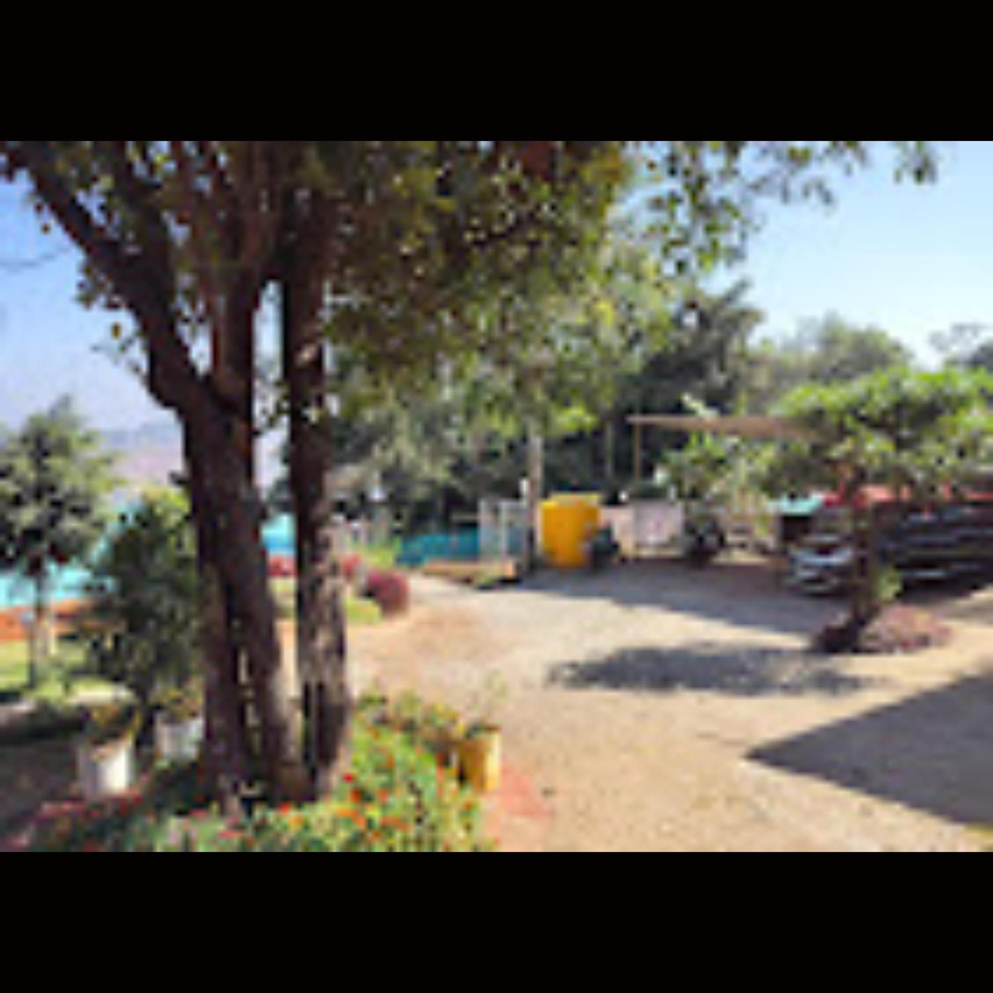 Strawberry County Hotel Panchgani Exterior photo