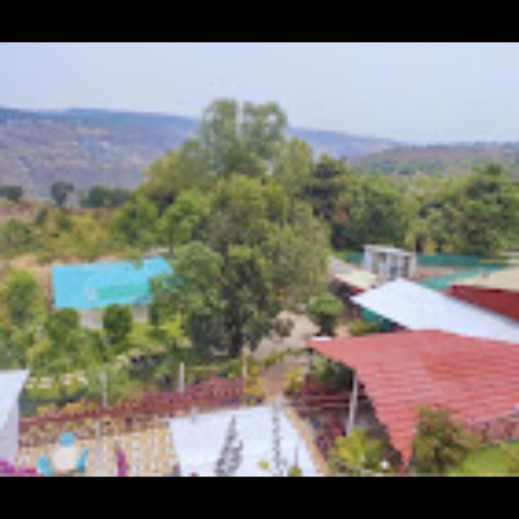 Strawberry County Hotel Panchgani Exterior photo